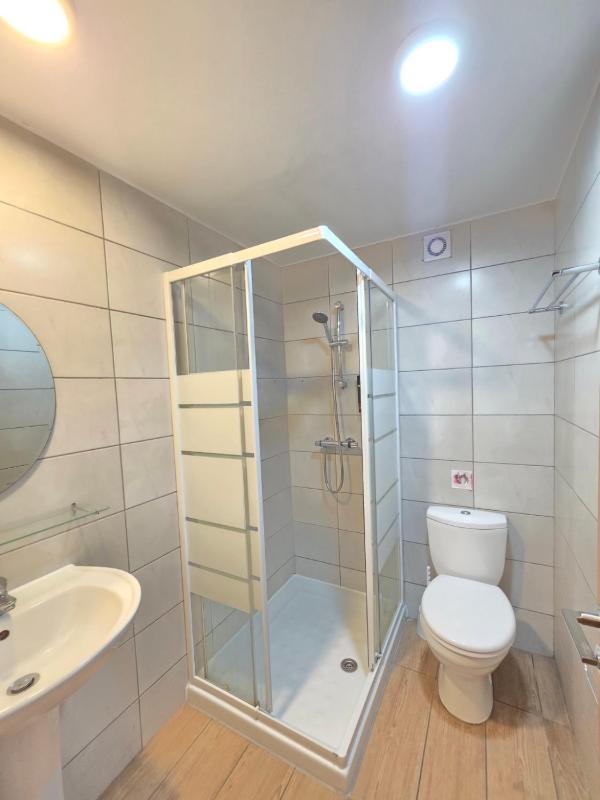 Harrys Inn Guesthouse - image 14