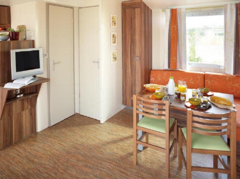 Deluxe Two-Bedroom Bungalow (4 Adults) image 2