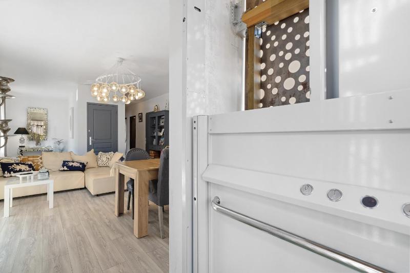 Appartement terrasse proche plage - image 7