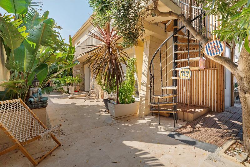 Appartement terrasse proche plage - image 1