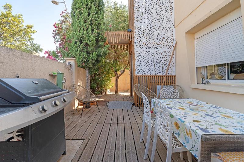 Appartement terrasse proche plage - image 23