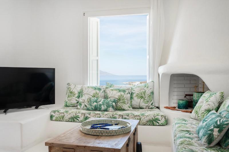 Patron Pool Sunset Villas - image 12