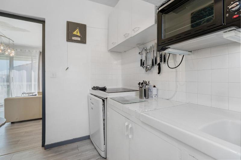 Appartement terrasse proche plage - image 18