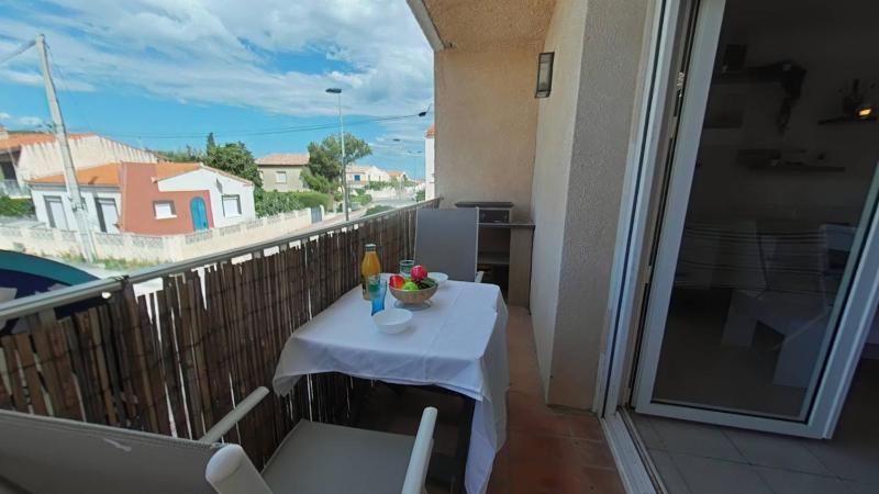 T2 à 200m de la plage avec balcon avec WIFI - image 8