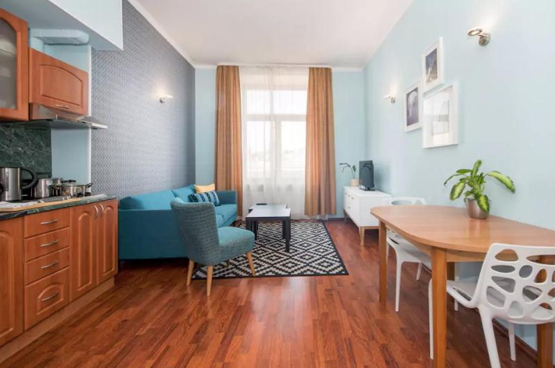 One-Bedroom Apartment image 4