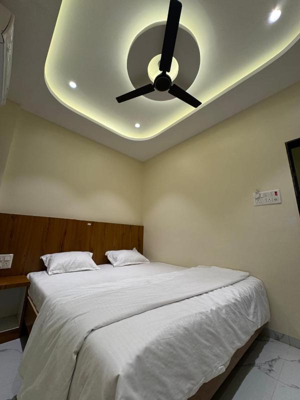Shree ganesha guest house - image 6