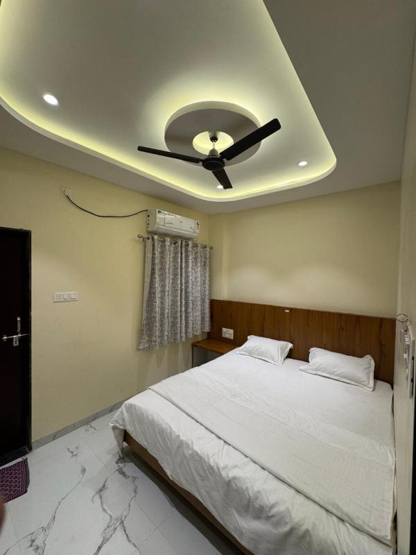 Shree ganesha guest house - image 2