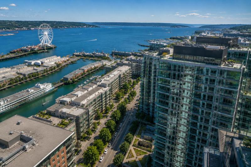 Seattle Ferris Wheel Waterfront Stay 1bd 1Bath - image 3