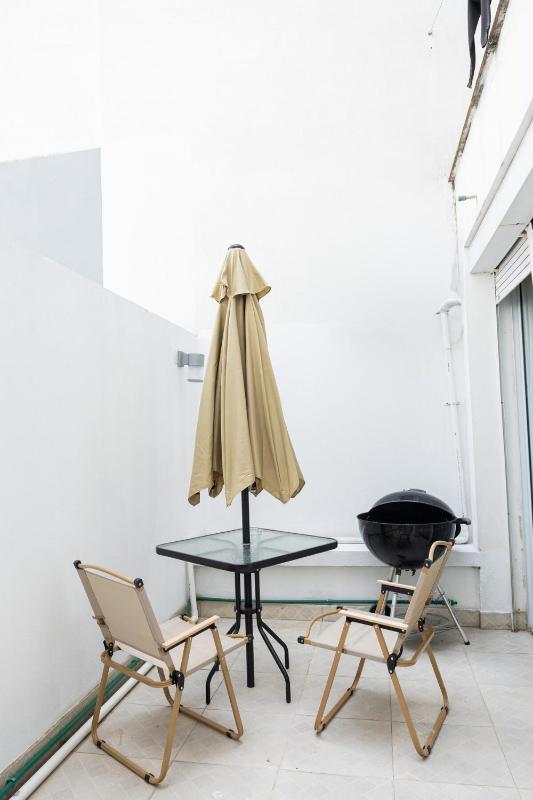 Fantástico estudio con patio - image 8