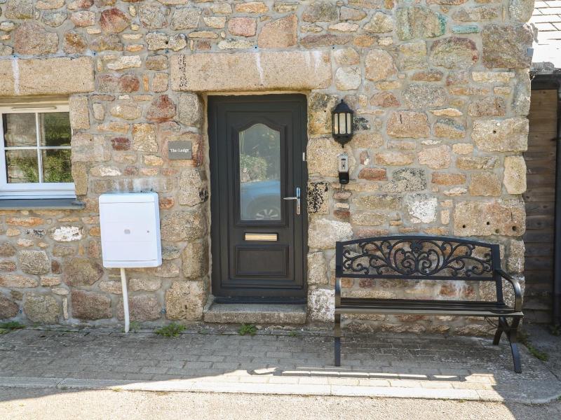 Gews Farm Lodge - image 18