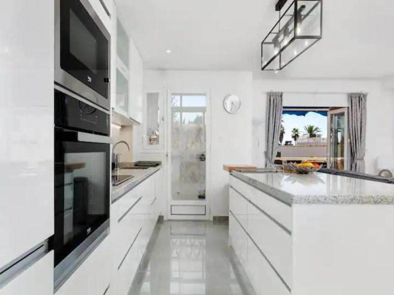 New apartment 300 mts from Marbella beach - Pass the Keys - image 21