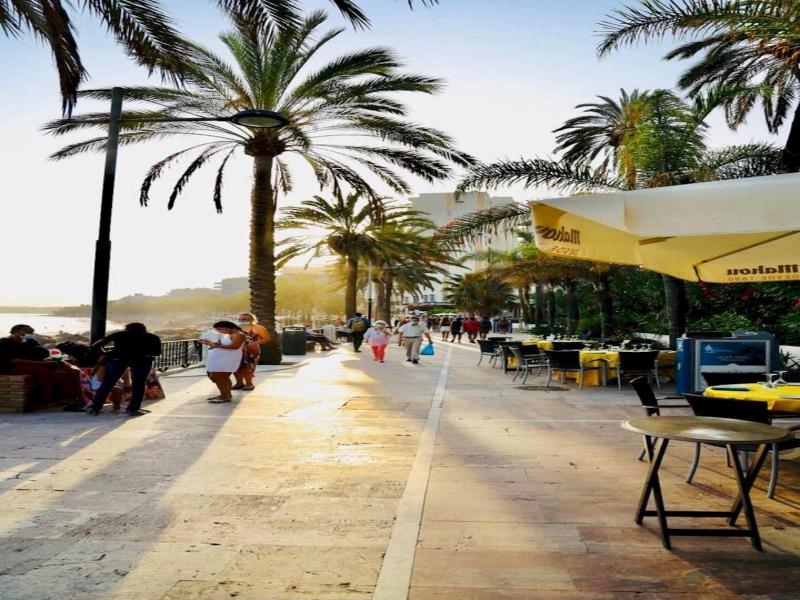 New apartment 300 mts from Marbella beach - Pass the Keys - image 11