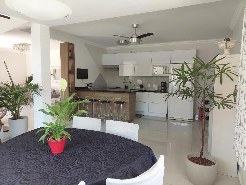 Casa em Canasvieiras com Piscina - image 13
