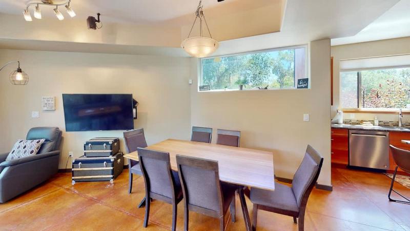 Millcreek on Main - image 9