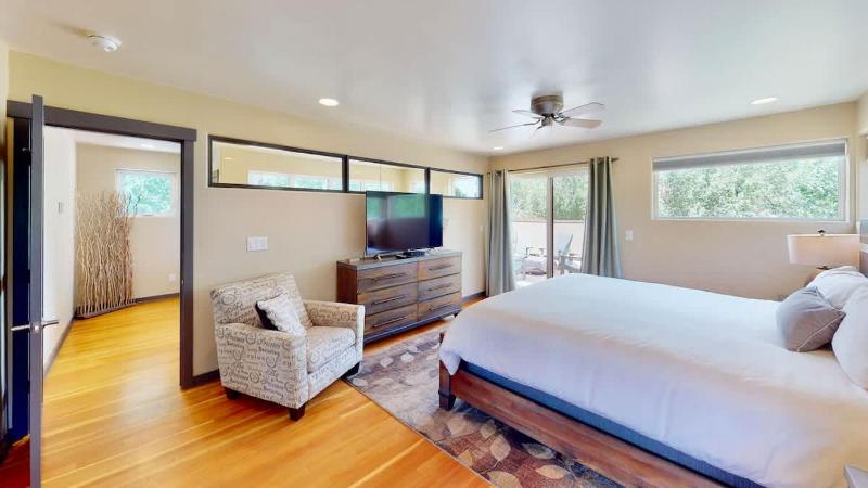 Millcreek on Main - image 32