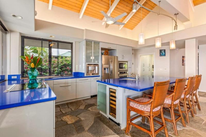 Waterfall House - Hawaii - image 38