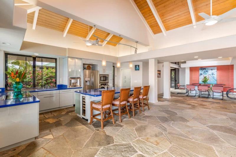 Waterfall House - Hawaii - image 25