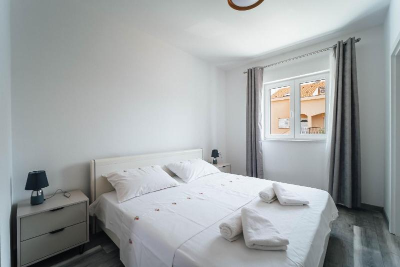 Apartments Family Apartment Antonija - image 15