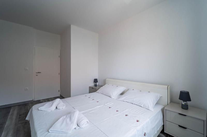 Apartments Family Apartment Antonija - image 3