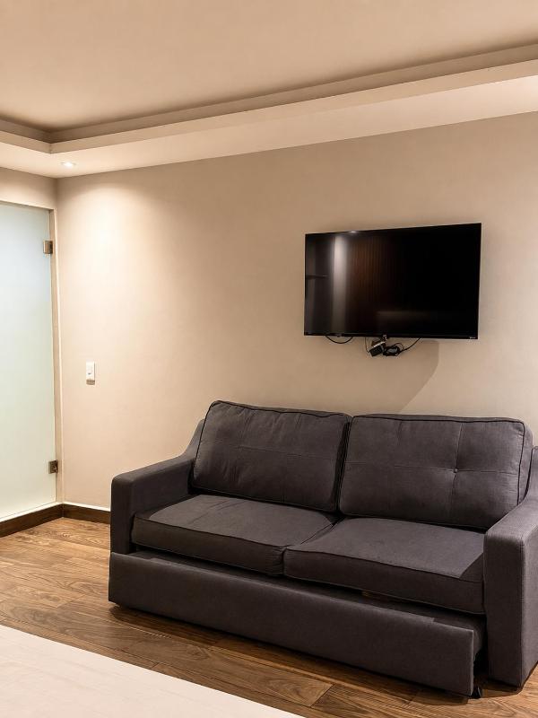 Hotel 202 - image 21