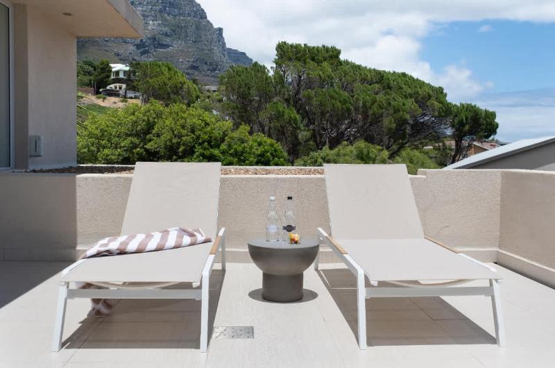 Camps Bay Grace - Family Villa Pool Ocean views - image 7