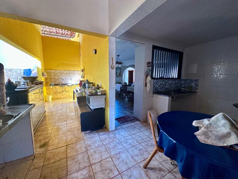 Casa de Praia com Piscina no Porto das Dunas 7 Quartos e Garagem para 6 Carros 5min da Praia - image 23