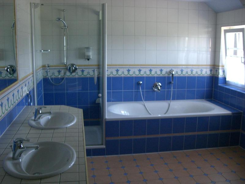 Deluxe Double Room image 4