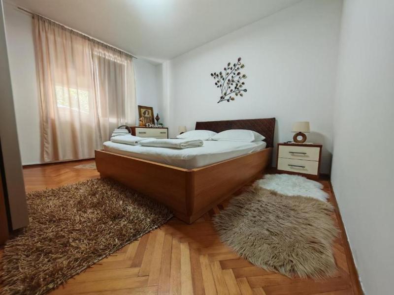 Apartments with parking space Split - 27909 - image 3