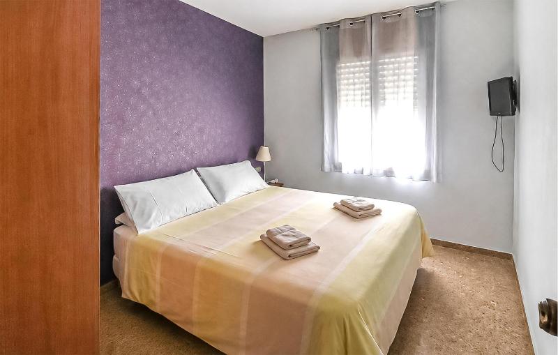 Cozy Apartment In Torremolinos With Wifi - image 14