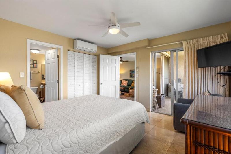 MENEHUNE SHORES #507 condo - image 8