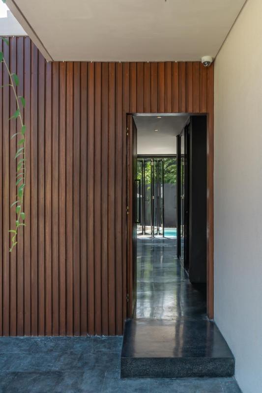Bold x Gold - Unreal 3BR Uluwatu Villa - image 8