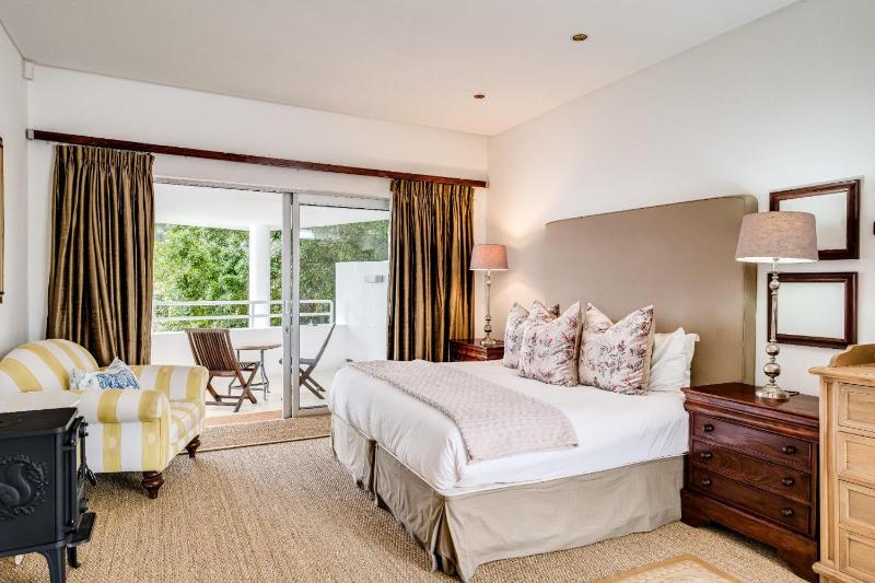 Silvertree - image 8