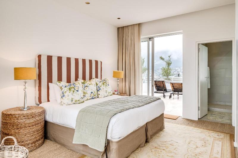 Silvertree - image 6