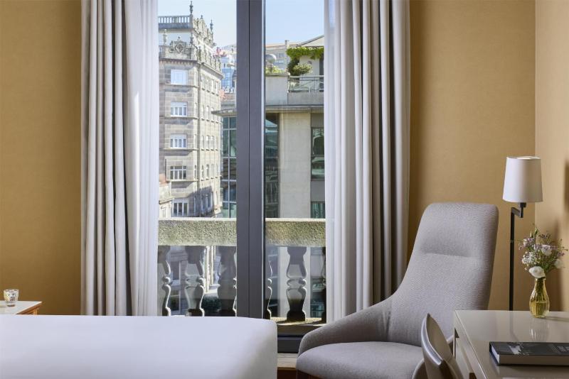 NH Collection Vigo - image 11