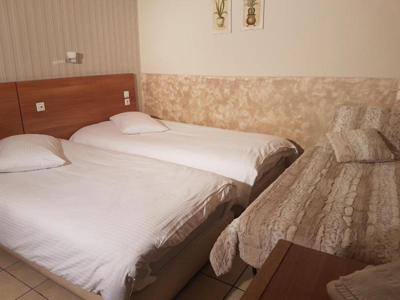 Triple Room image 4