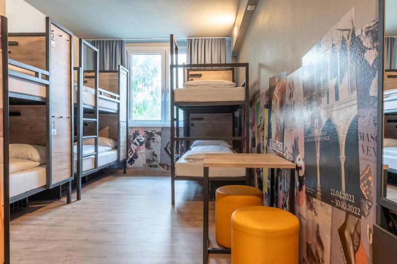 a&o Hostel Venezia Mestre - image 23