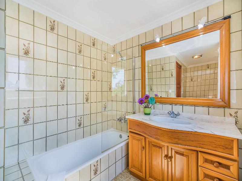 Elegant Pool Villa in Alcúdia - image 9