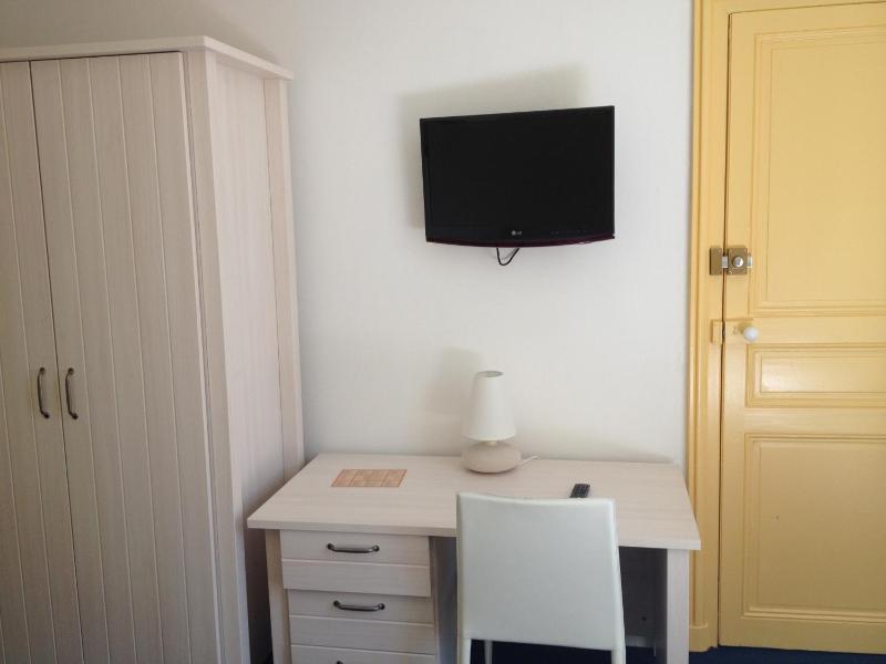 Comfort Twin Room image 3