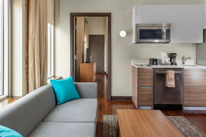 TownePlace Suites by Marriott Dallas Downtown - image 36