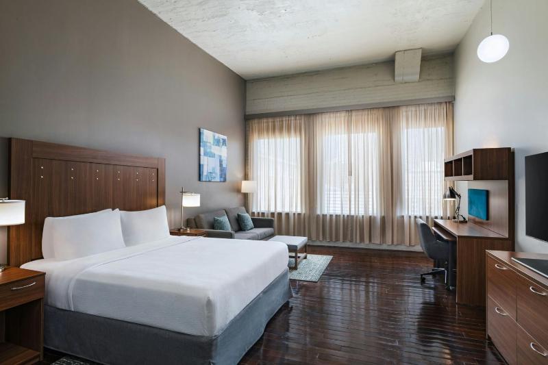 TownePlace Suites by Marriott Dallas Downtown - image 28