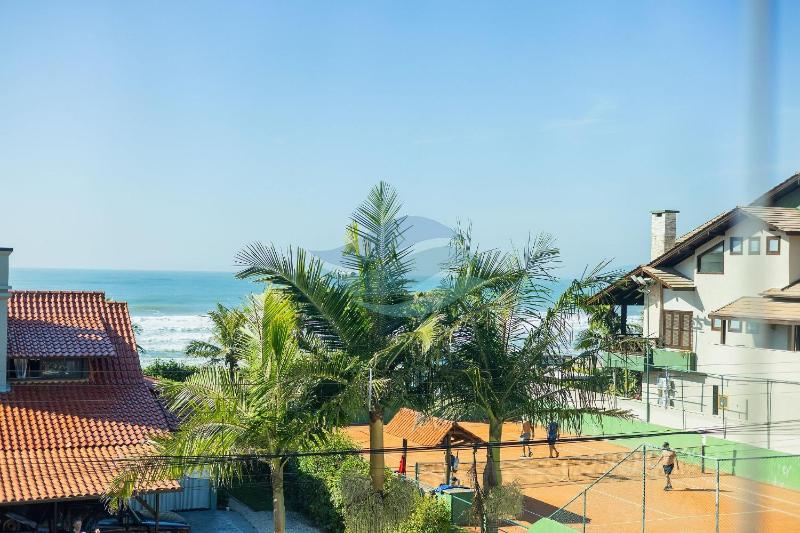 Vista Mar no Mariscal | A 40m da Praia - image 18