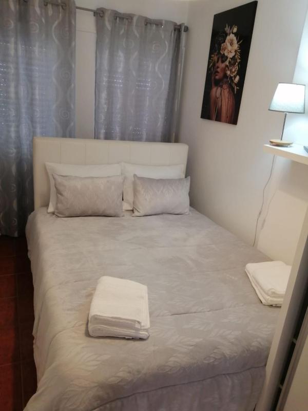 Chalas Bedroom Nazar - image 1