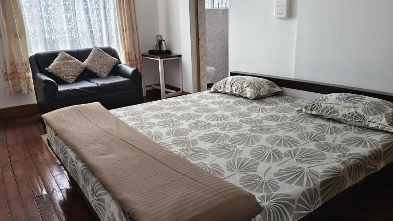 Cozy Nook Inn - image 8
