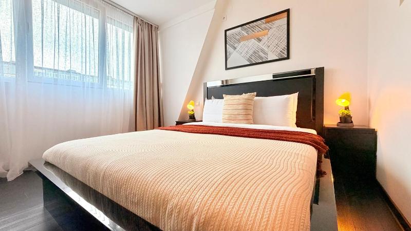 The Central Nest - 1BR Steps from Athenaeum - image 9