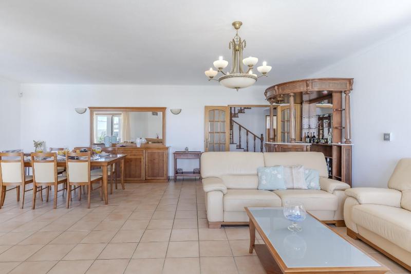 #416 Spacious Villa Private Pool BBQ & Parking - image 11