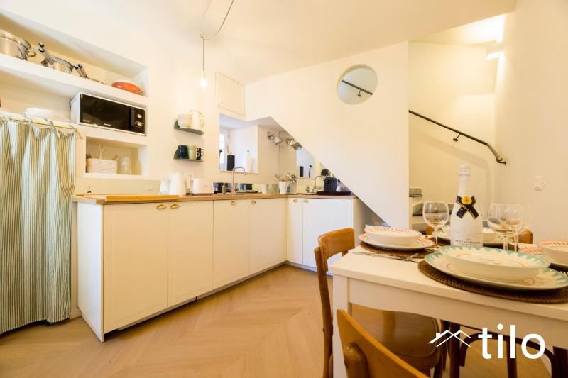 Beach 2Min | 2BR| WIFI|A/C| by Tilo - image 5