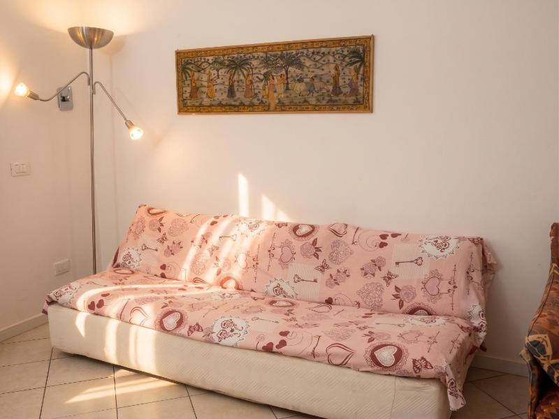 Spacious Apartment in the Heart of Bologna - 2 Bedrooms - image 2