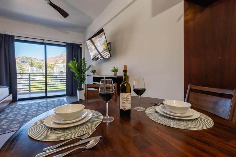 New Listing • Prime Location • Cozy & Modern - image 10