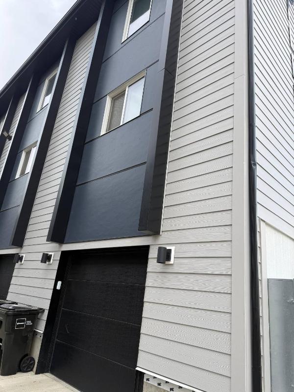 Kingsway-Downtown Luxury Retreat - image 4