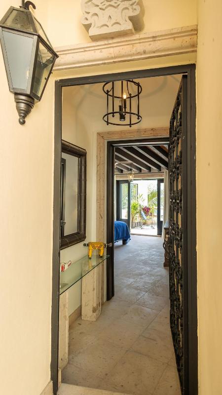 Hacienda Conchas Chinas Puerto Vallarta - image 7
